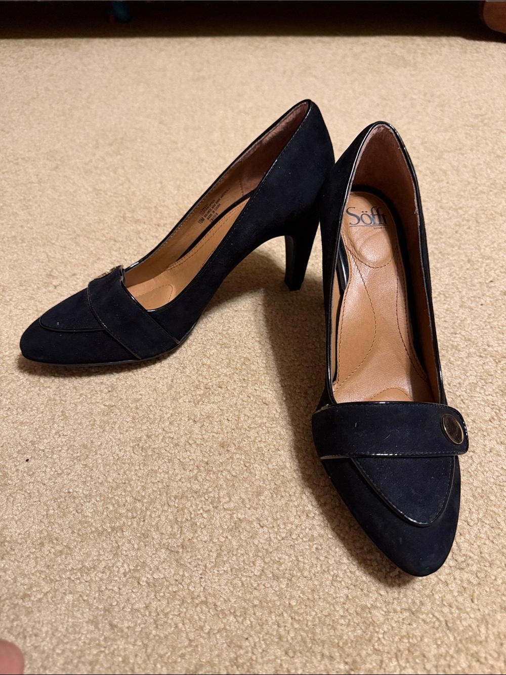 Söfft Black Suede Pumps with Patent Leather Trim & Button Detail - Size 10M